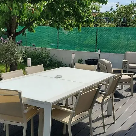 Chez Houria Homestay Cournon-d'Auvergne